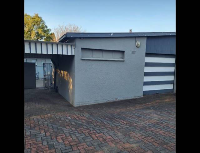 3 BEDROOM HOUSE FOR SALE IN SASOLBURG EXT 5